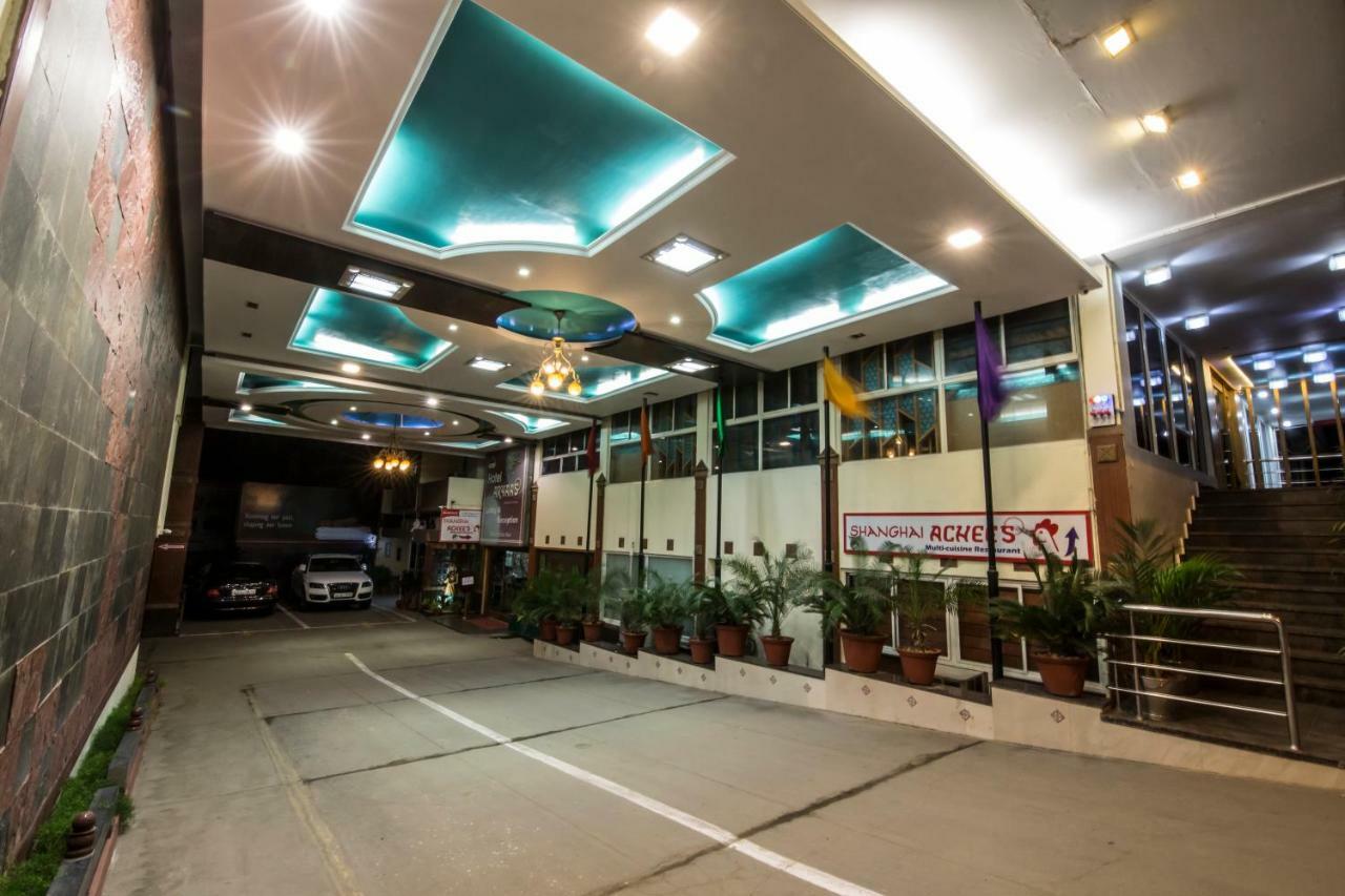 Hotel Aryaas Palayankottai Extérieur photo