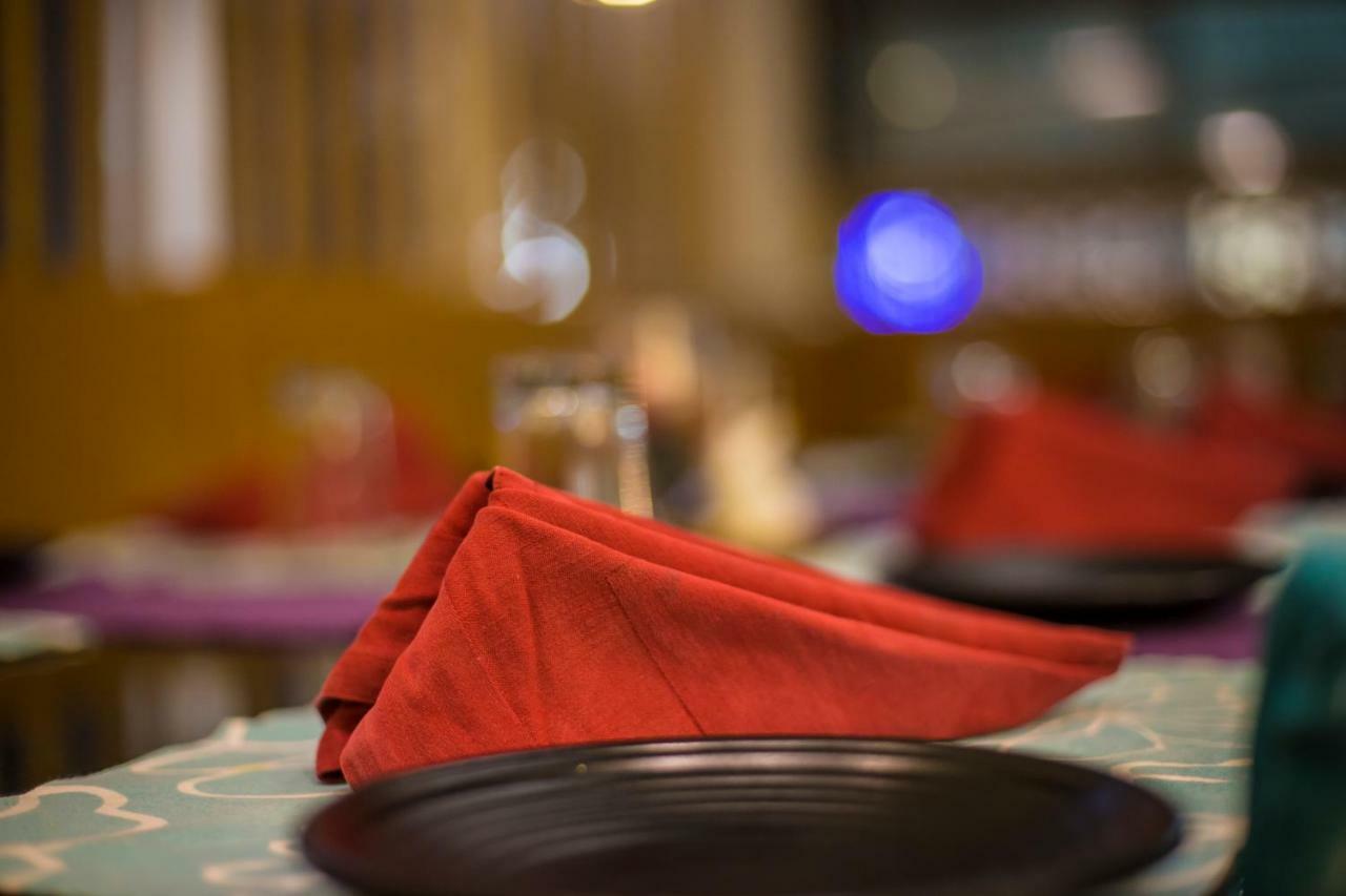 Hotel Aryaas Palayankottai Extérieur photo