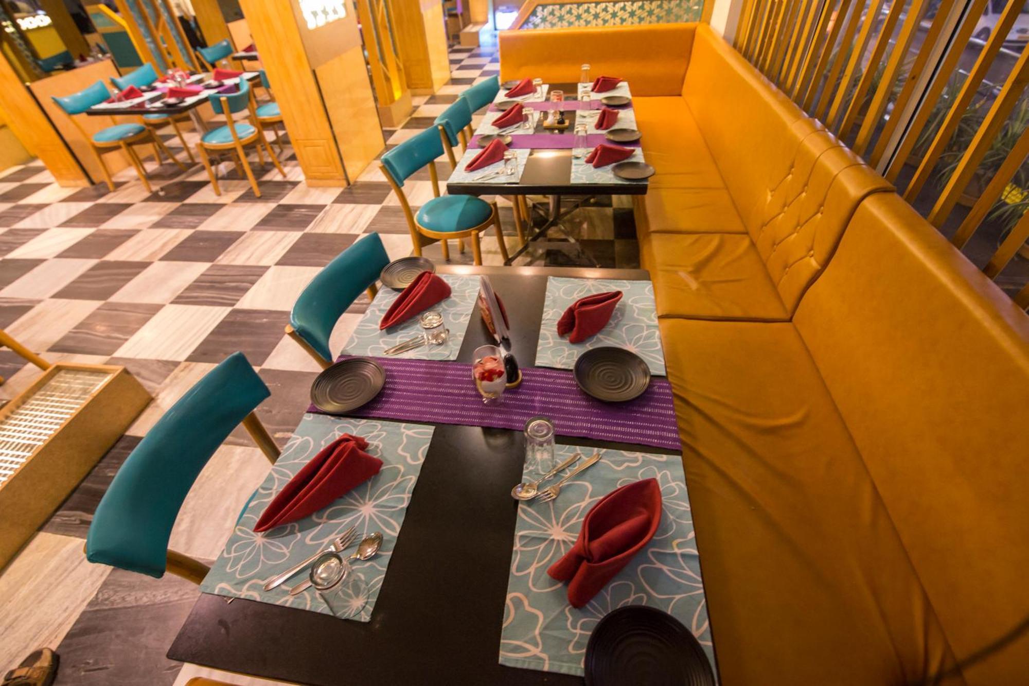 Hotel Aryaas Palayankottai Extérieur photo